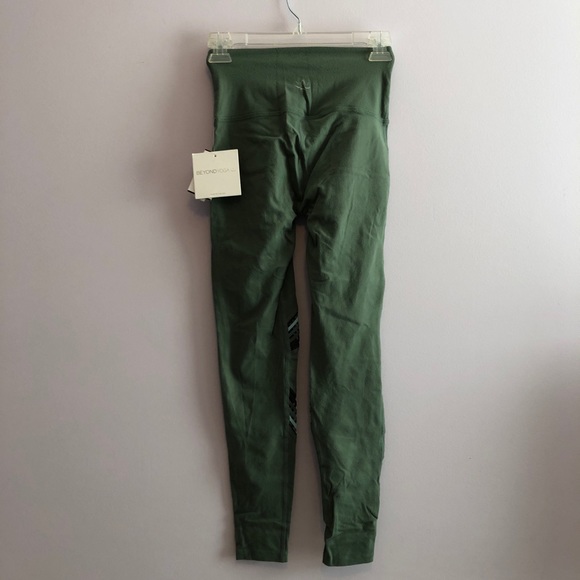 Beyond Yoga Get Your Filament High Waist Leggings - Picture 5 of 9